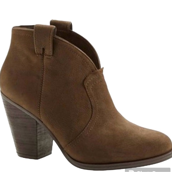 Vince Camuto VC-Hillsy  women’s black pull on bootie leather and suede size 11 - Picture 7 of 7